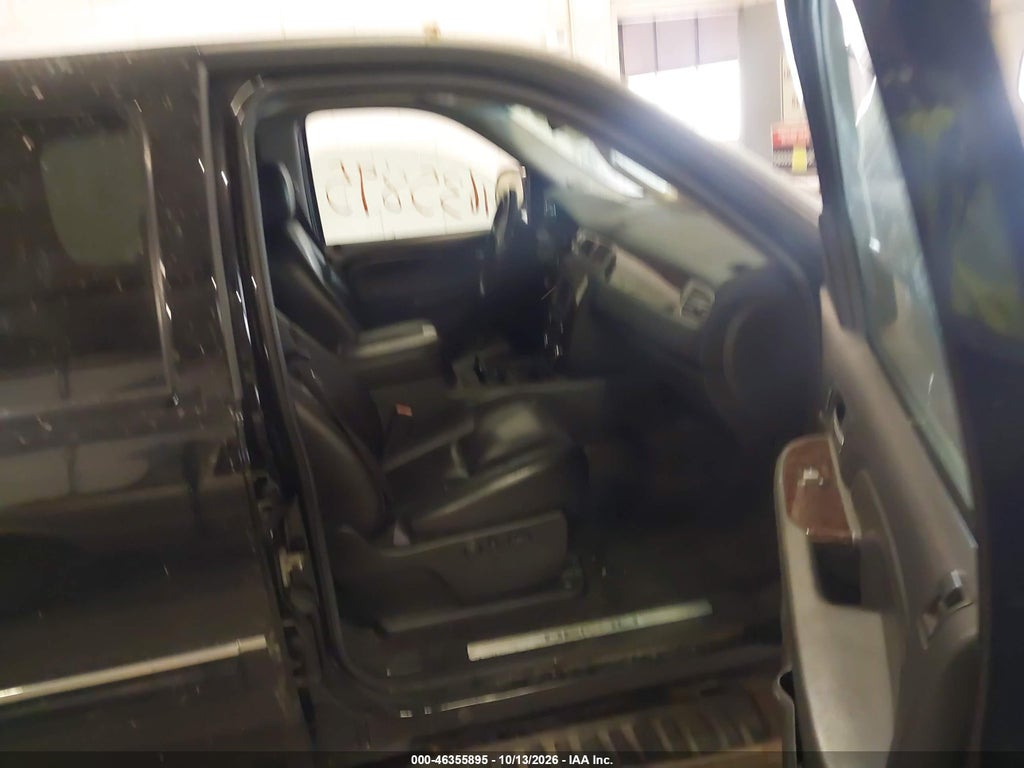 2009 GMC Sierra 1500 Denali photo 5