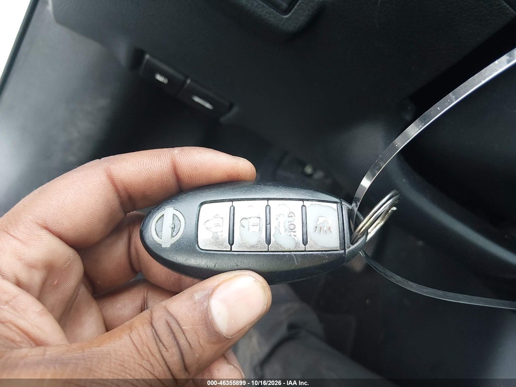 2016 Nissan Sentra SV photo 11