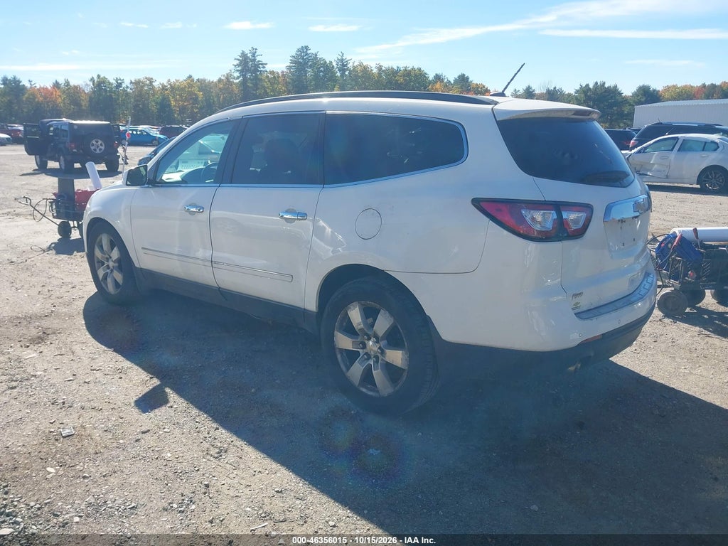 2015 Chevrolet Traverse LTZ photo 3
