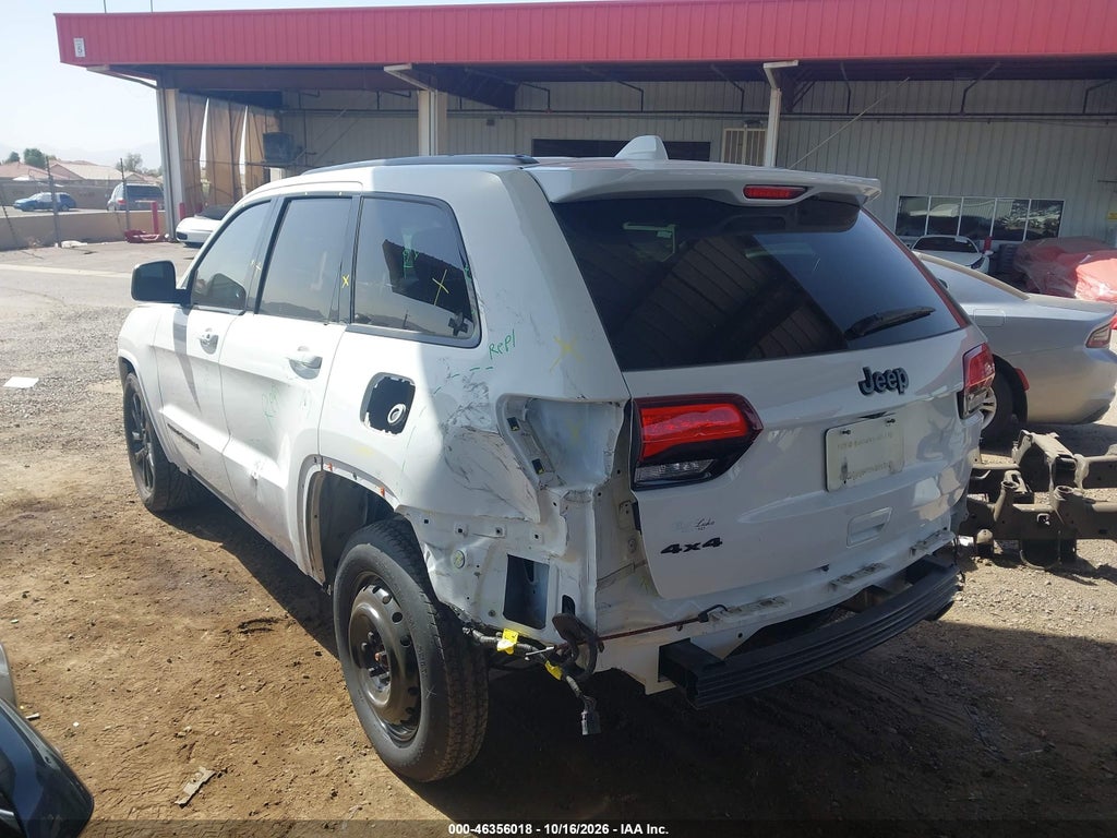 2021 Jeep Grand Cherokee Laredo X 4X4 photo 3