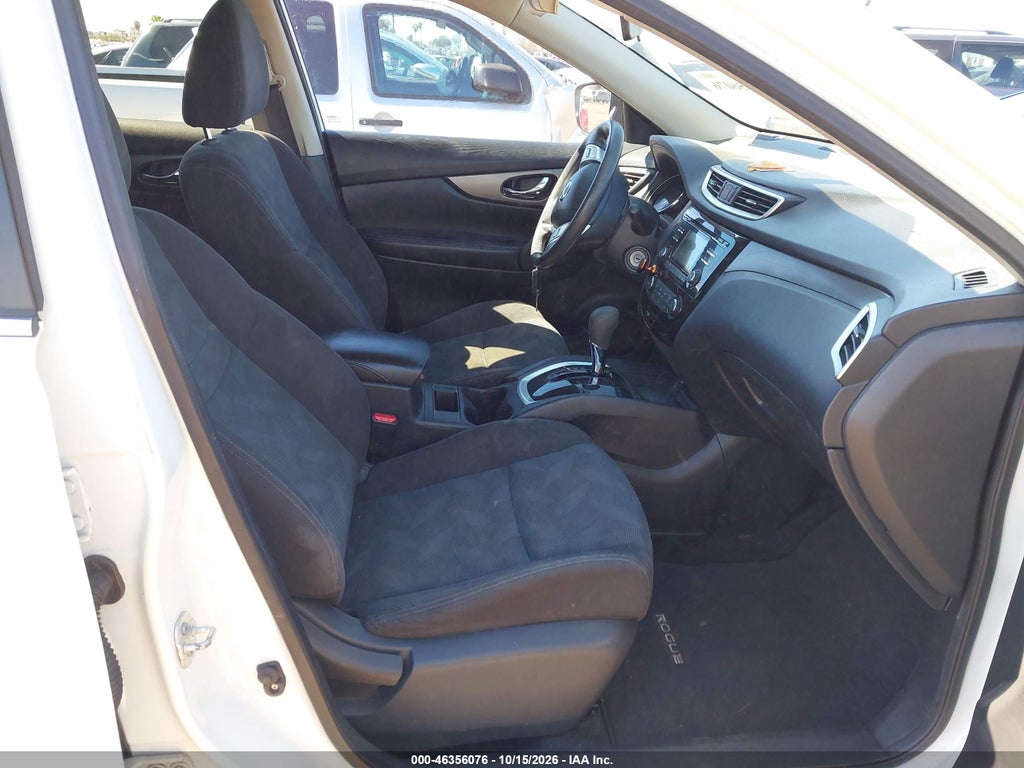 2016 Nissan Rogue S photo 5