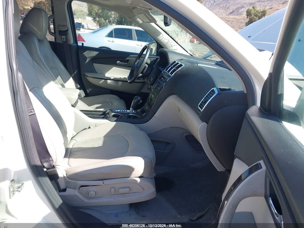 2012 GMC Acadia Denali photo 5