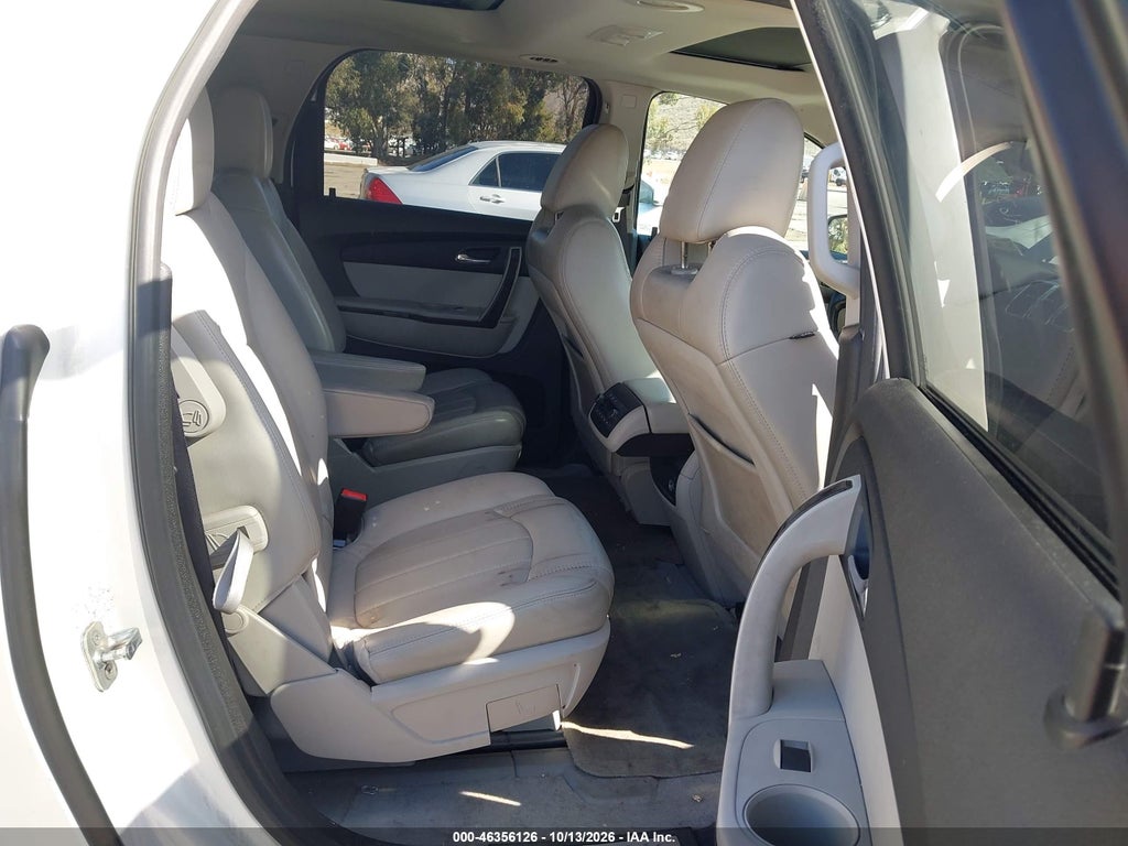 2012 GMC Acadia Denali photo 8