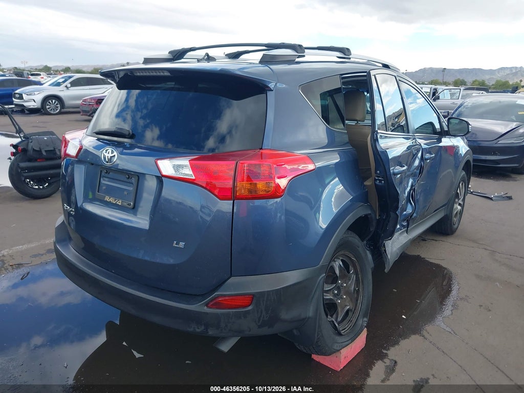 2013 Toyota RAV4 LE photo 4
