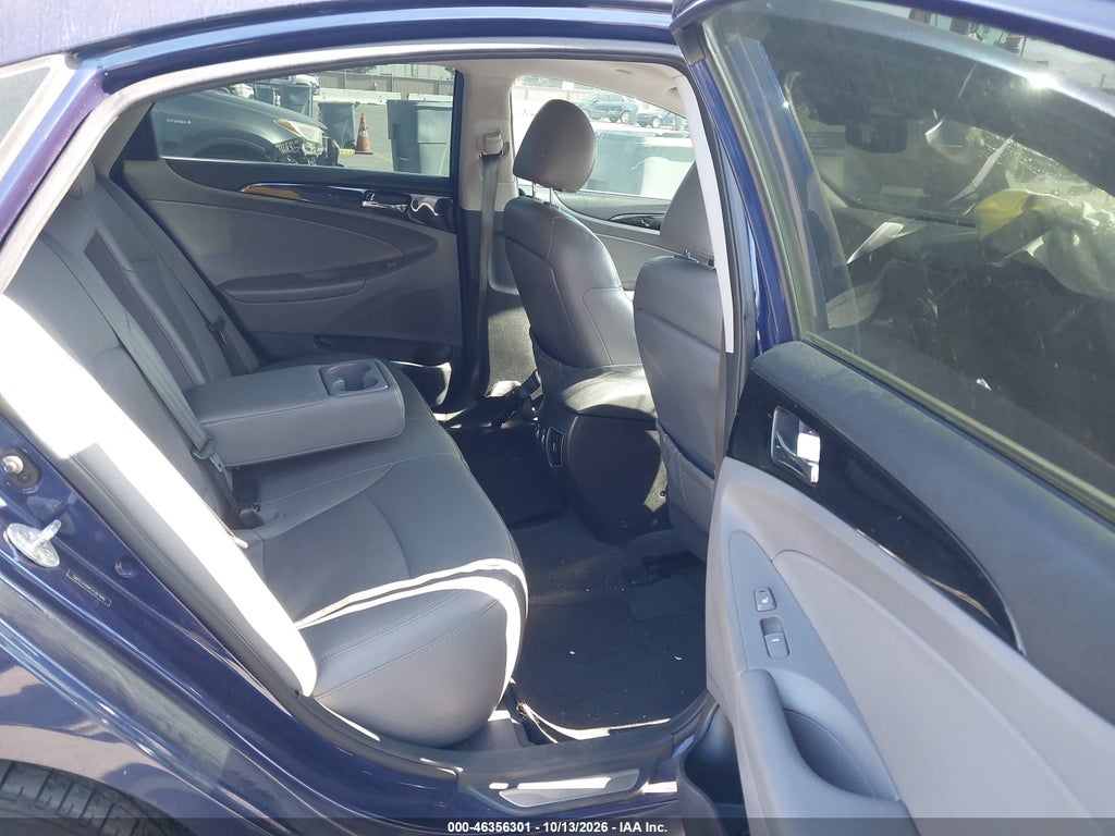 2012 Hyundai Sonata Limited 2.0T photo 8