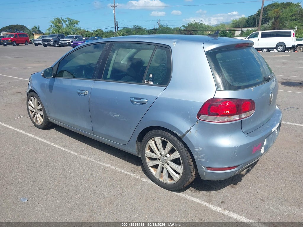 2012 Volkswagen Golf TDI 4-Door photo 3