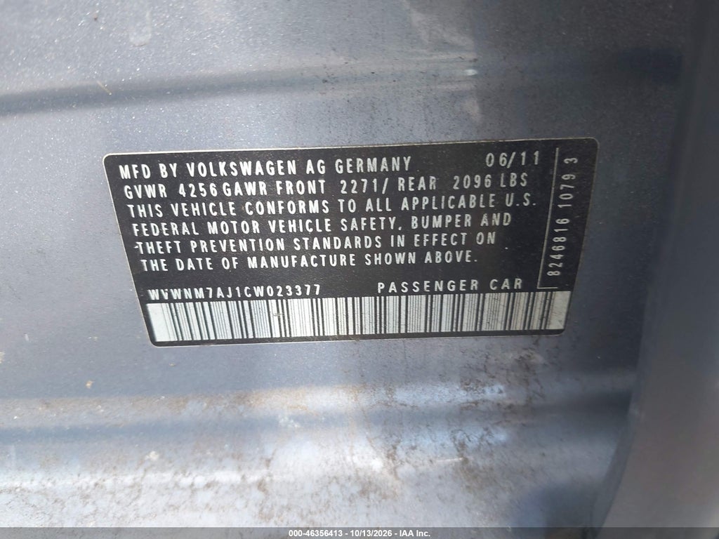 2012 Volkswagen Golf TDI 4-Door photo 9