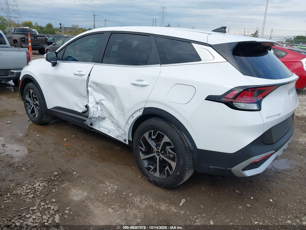 2024 Kia Sportage EX photo 3