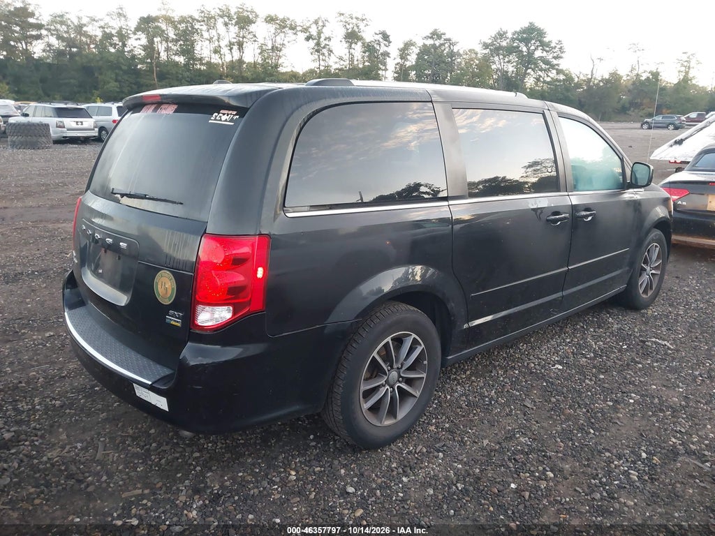 2017 Dodge Grand Caravan SXT photo 4
