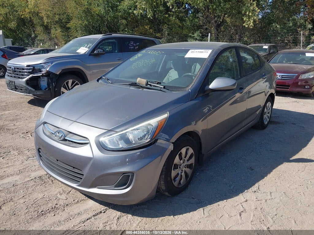 2016 Hyundai Accent SE photo 2