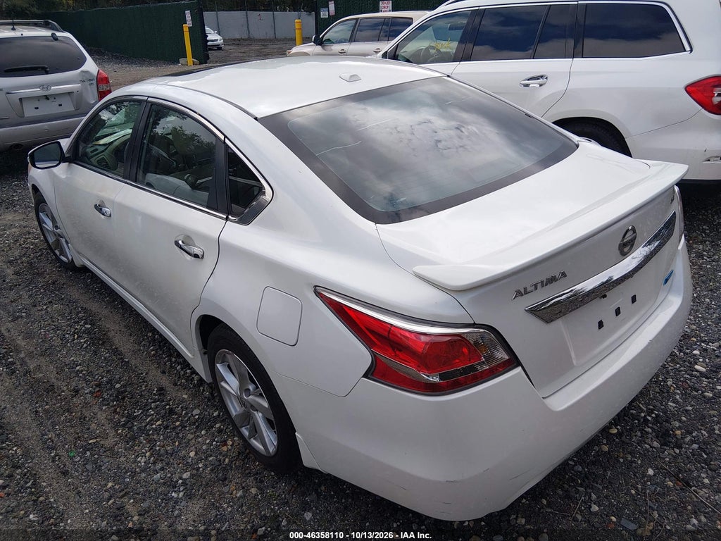 2014 Nissan Altima 2.5 SL photo 3