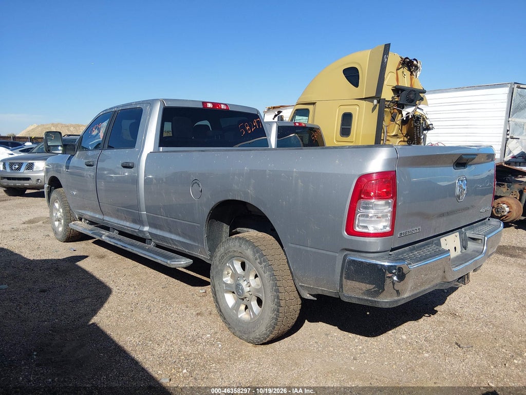 2023 Ram 2500 BIG Horn 4X4 8' Box photo 3