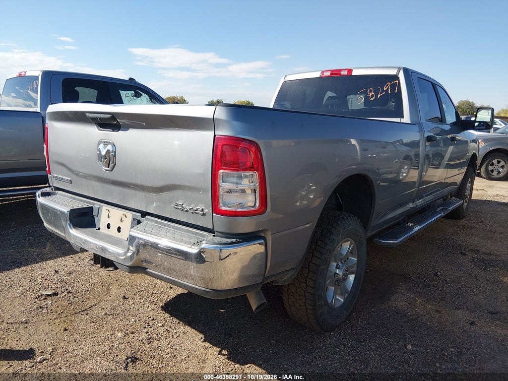2023 Ram 2500 BIG Horn 4X4 8' Box photo 4