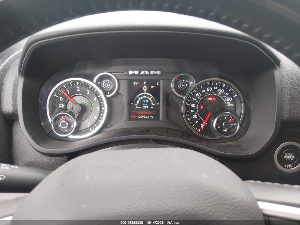 2023 Ram 2500 BIG Horn 4X4 8' Box photo 7