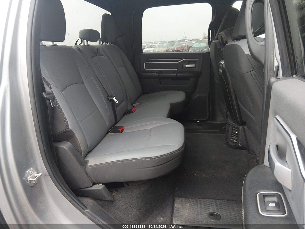 2023 Ram 2500 BIG Horn 4X4 8' Box photo 8