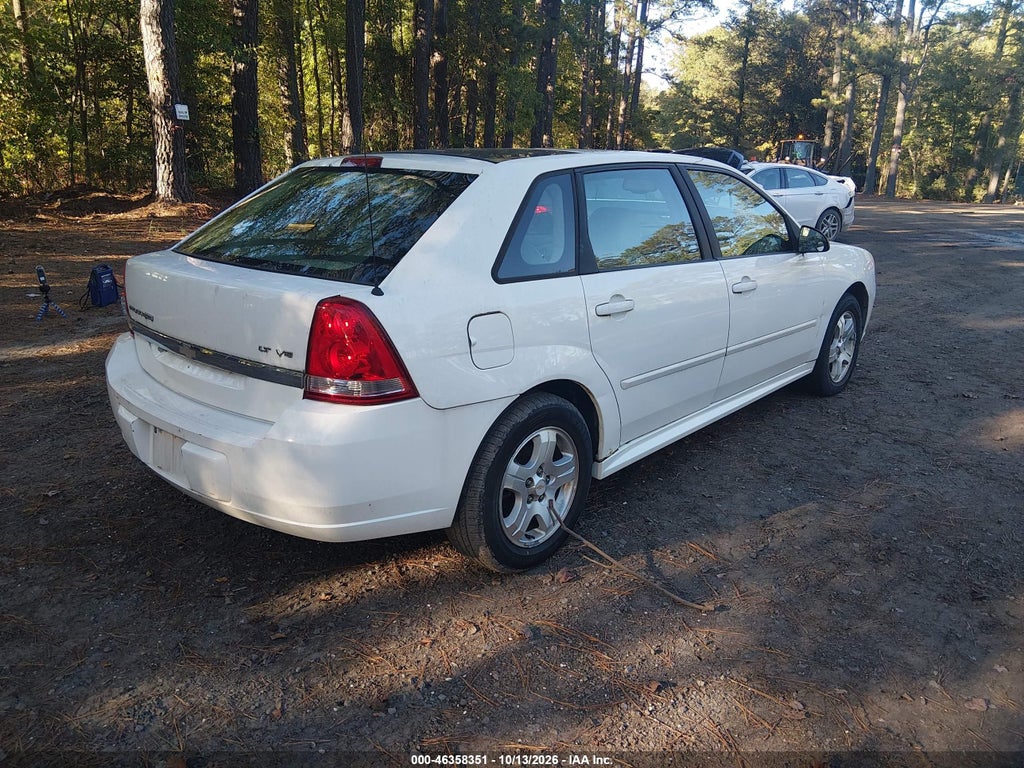 2004 Chevrolet Malibu Maxx LT photo 4