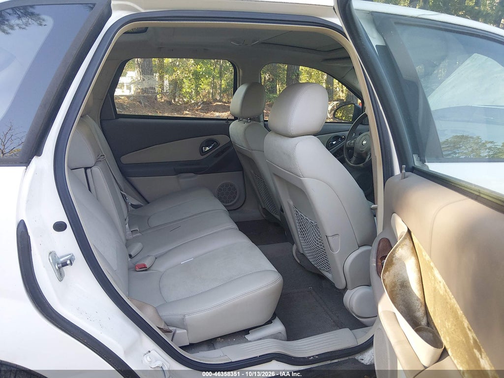 2004 Chevrolet Malibu Maxx LT photo 8