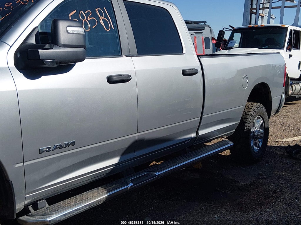 2023 Ram 2500 BIG Horn 4X4 8' Box photo 6