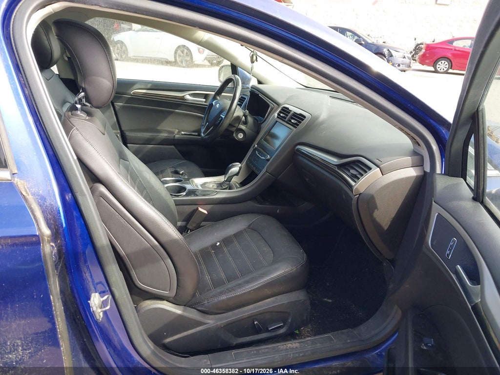 2013 Ford Fusion Hybrid SE photo 5