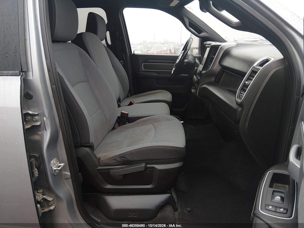 2023 Ram 2500 BIG Horn 4X4 8' Box photo 5