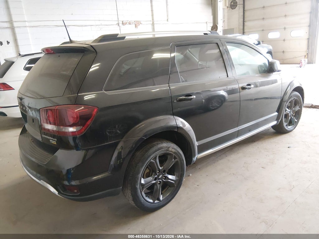 2018 Dodge Journey Crossroad photo 4