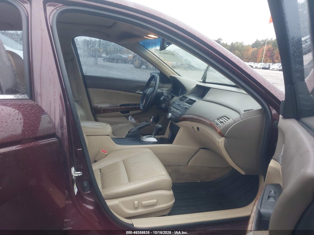 2010 Honda Accord 3.5 EX-L photo 5