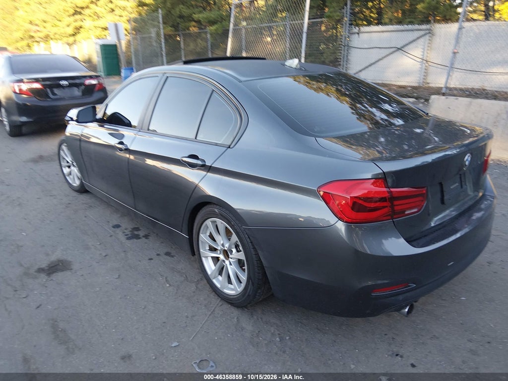 2017 BMW 320I Xdrive photo 3