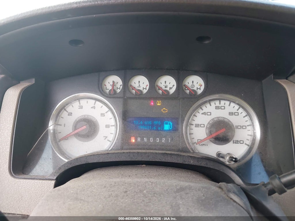 2010 Ford F-150 XLT photo 7