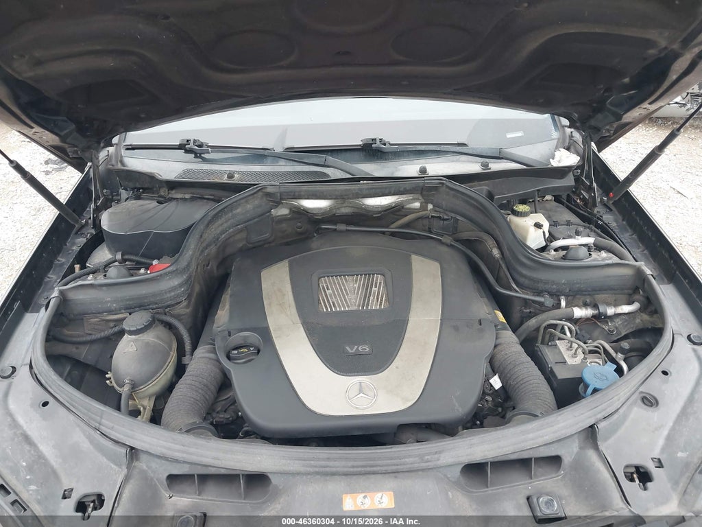 2010 Mercedes-Benz GLK 350 photo 10
