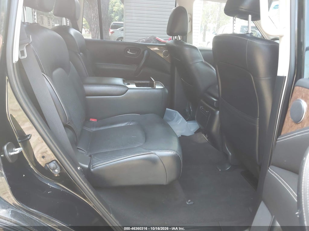 2016 Infiniti QX80 Limited photo 8