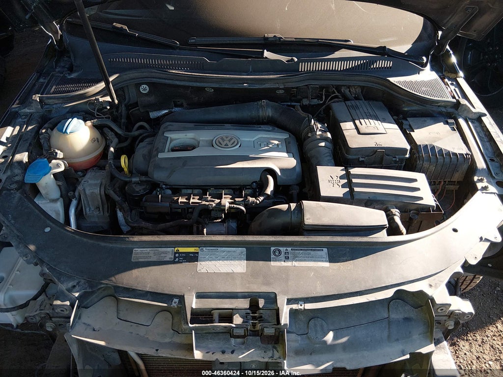 2013 Volkswagen CC 2.0T R-Line photo 10