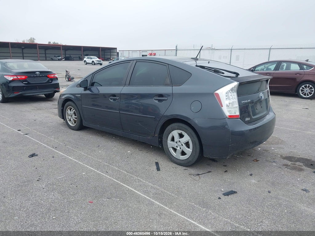 2010 Toyota Prius IV photo 3