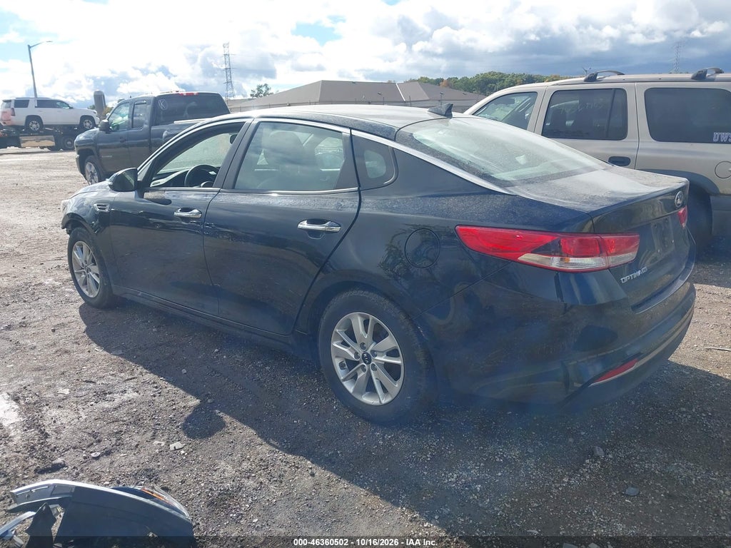 2018 Kia Optima LX photo 3