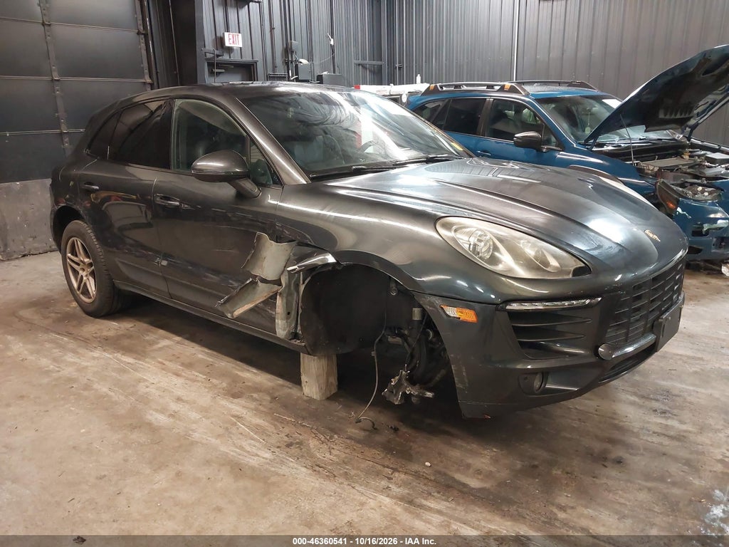 2017 Porsche Macan photo 1