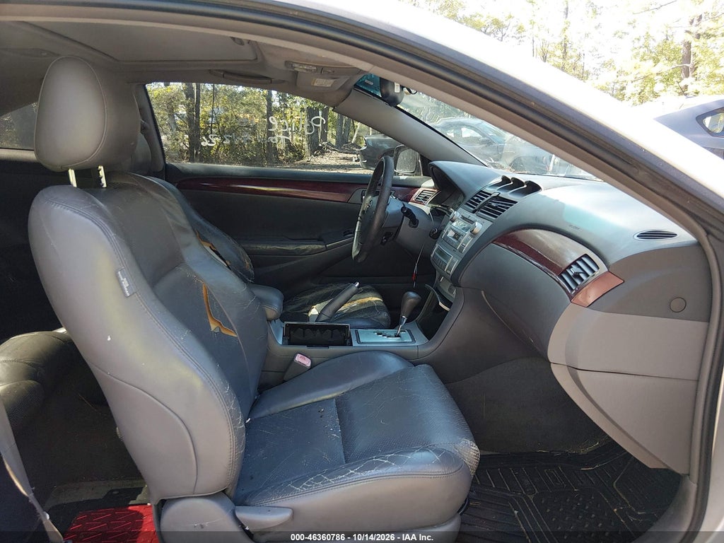 2004 Toyota Camry Solara SLE V6 photo 5