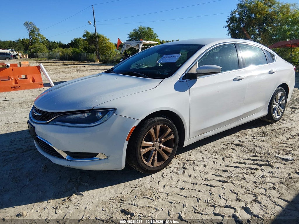 2015 Chrysler 200 Limited photo 2