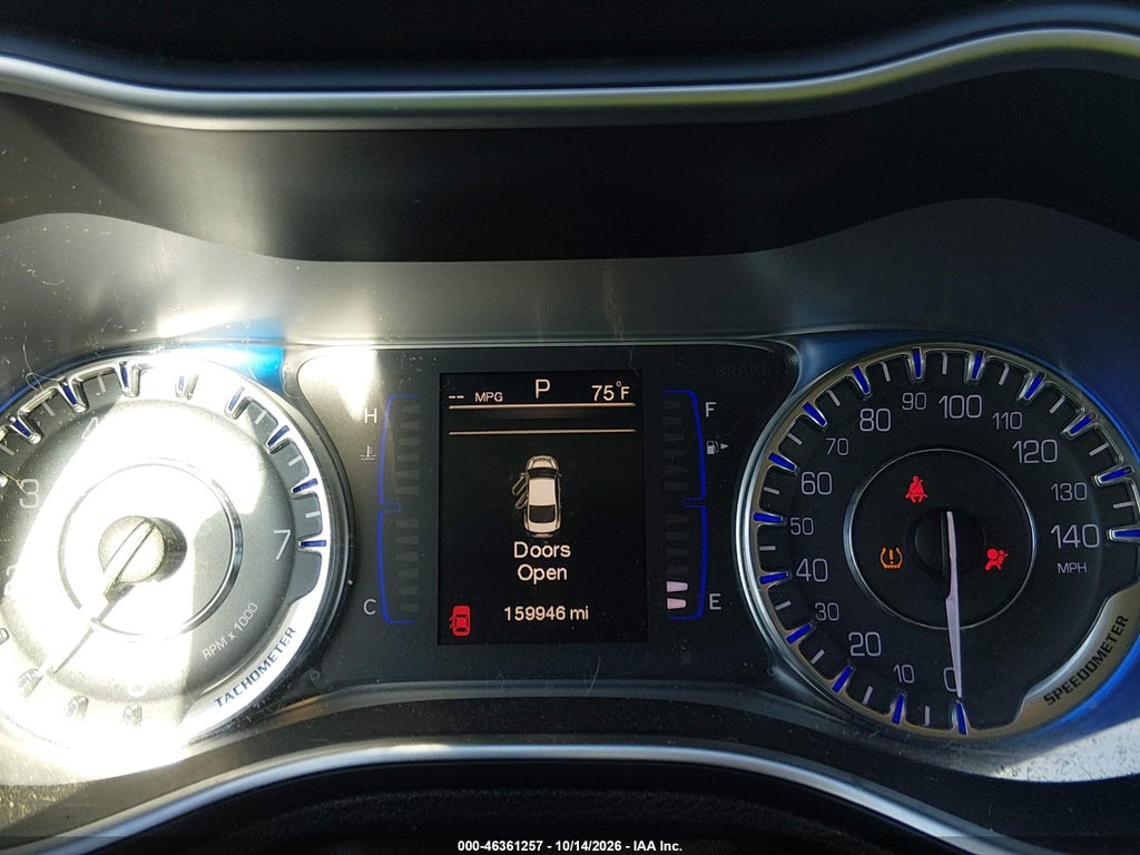 2015 Chrysler 200 Limited photo 7