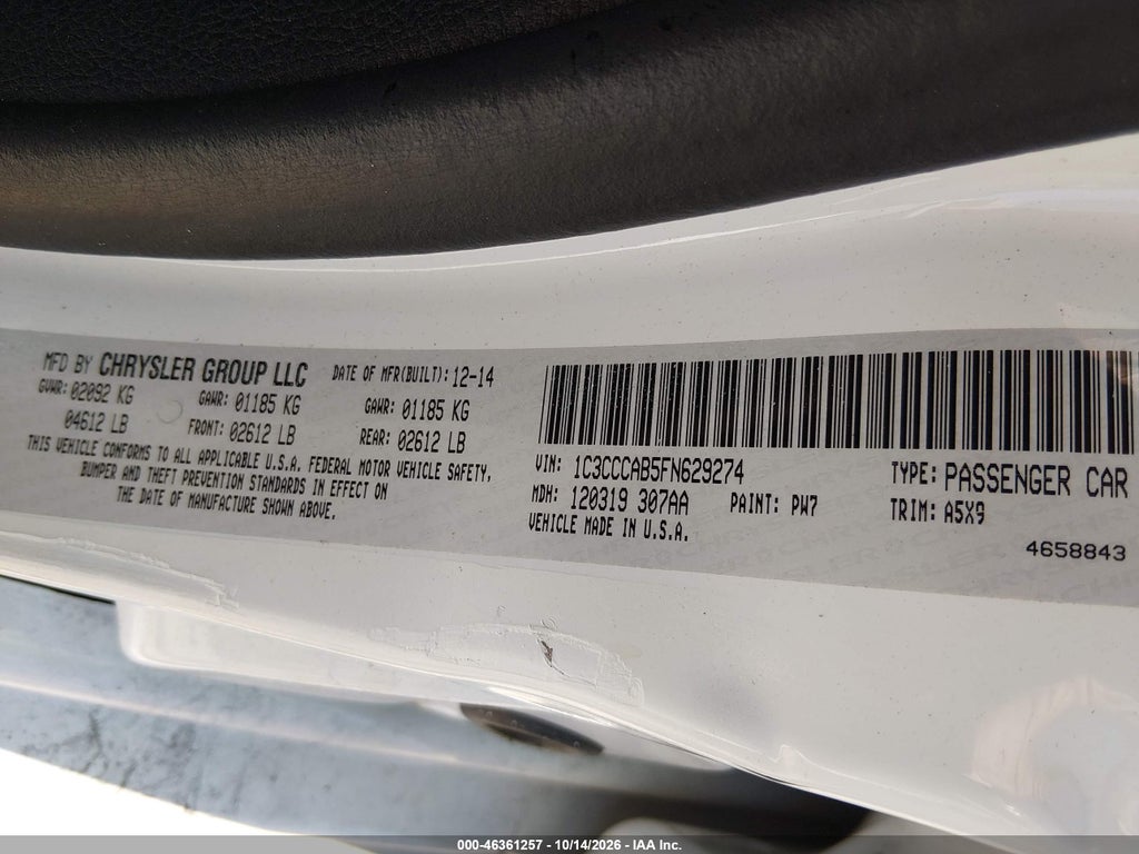 2015 Chrysler 200 Limited photo 9