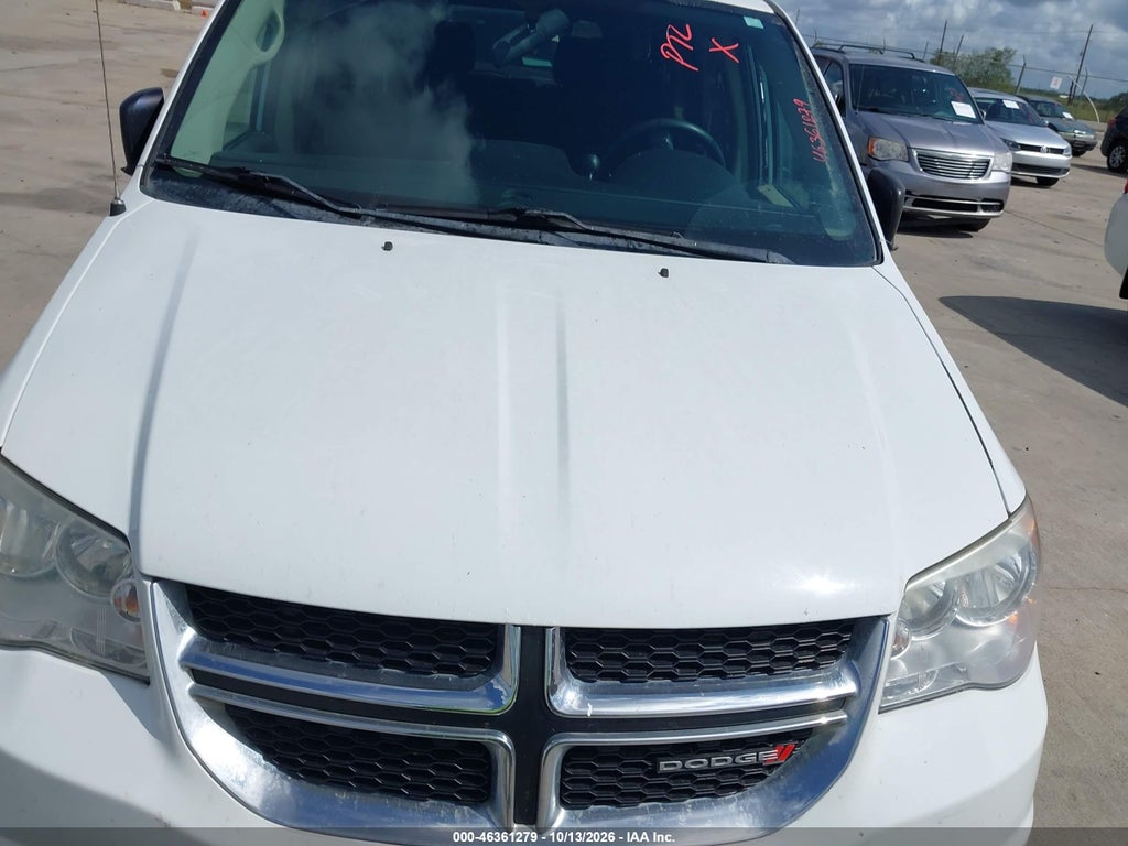 2016 Dodge Grand Caravan SE photo 6