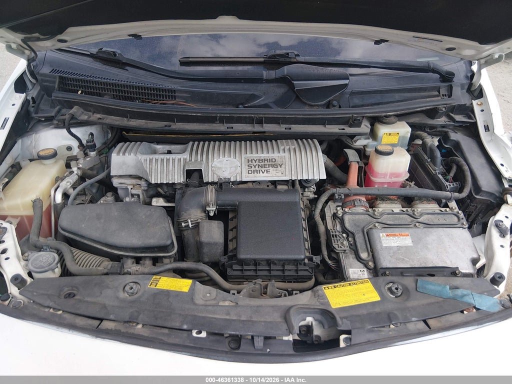 2010 Toyota Prius II photo 10