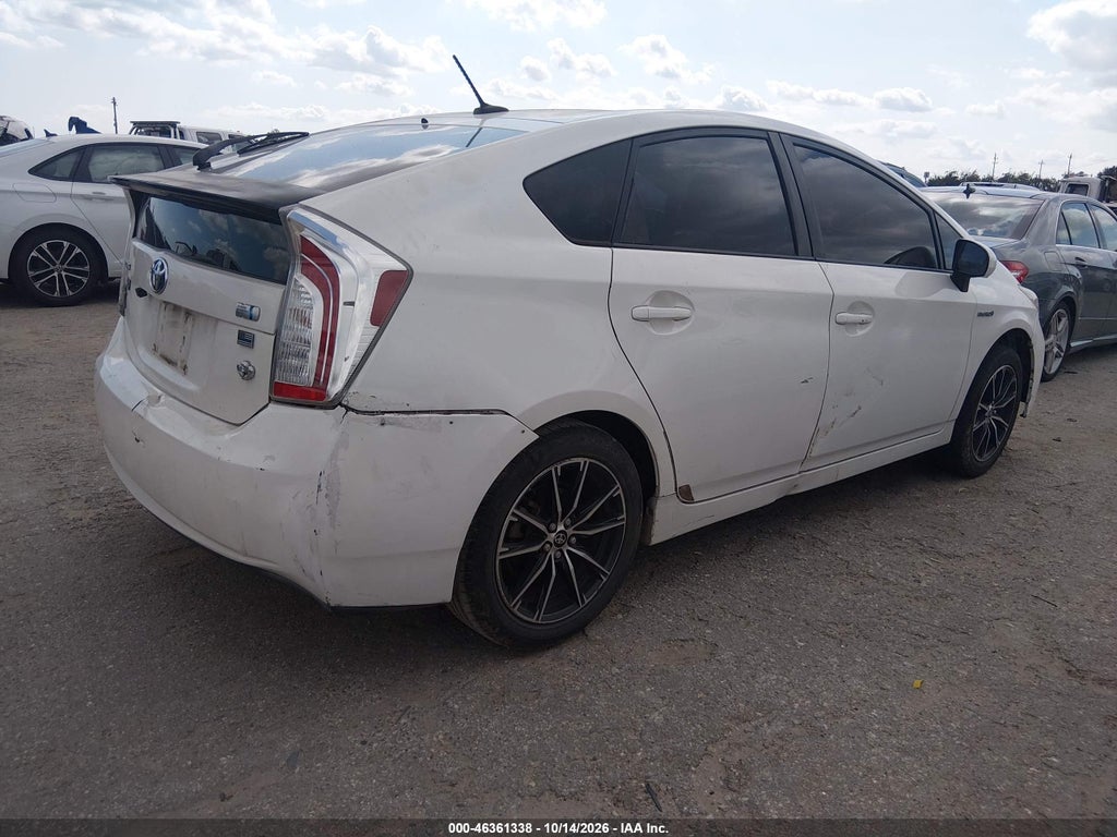 2010 Toyota Prius II photo 4