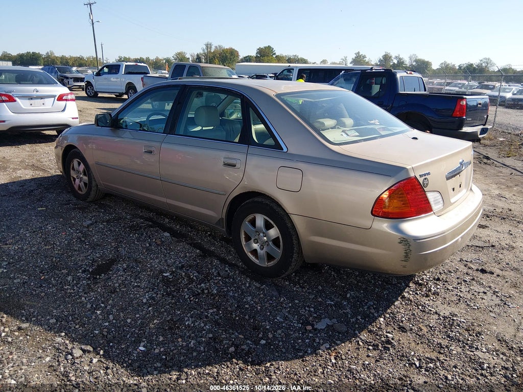 2002 Toyota Avalon XL photo 3