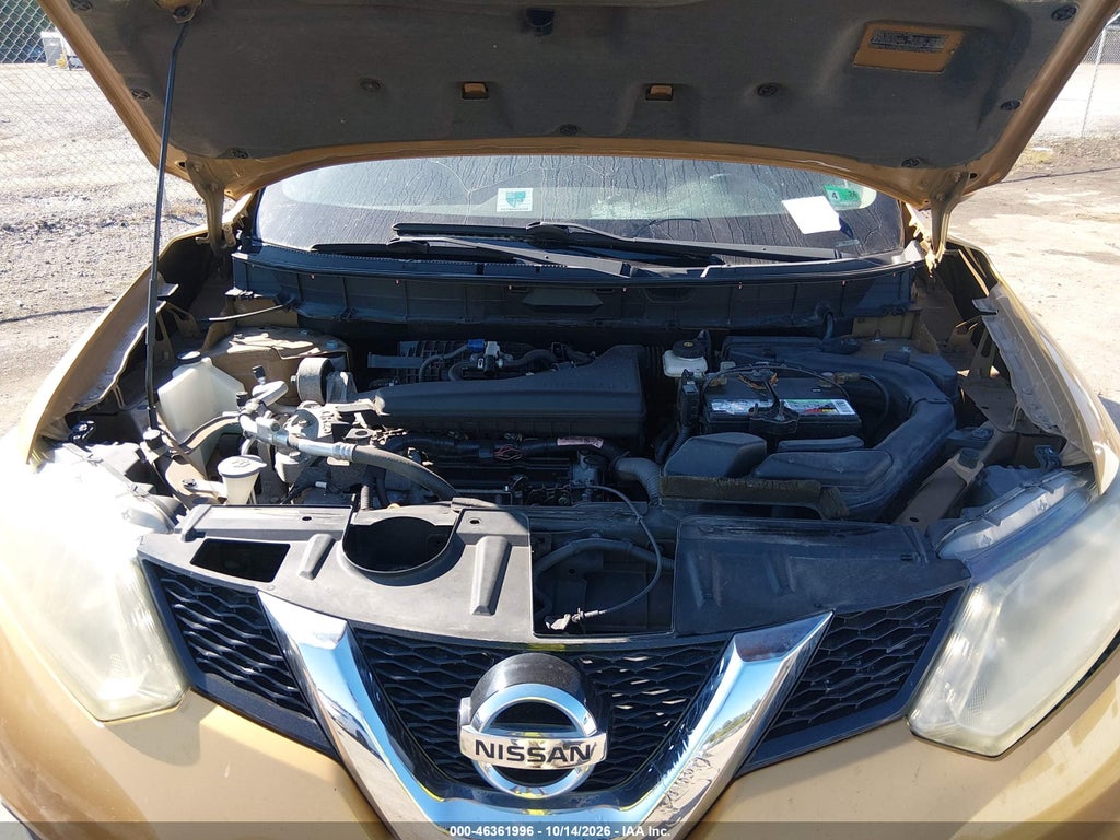 2015 Nissan Rogue SV photo 10
