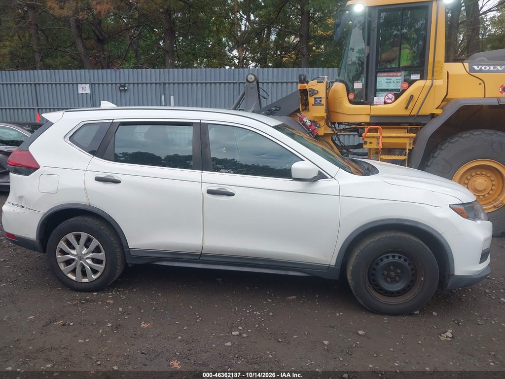 2018 Nissan Rogue S photo 6