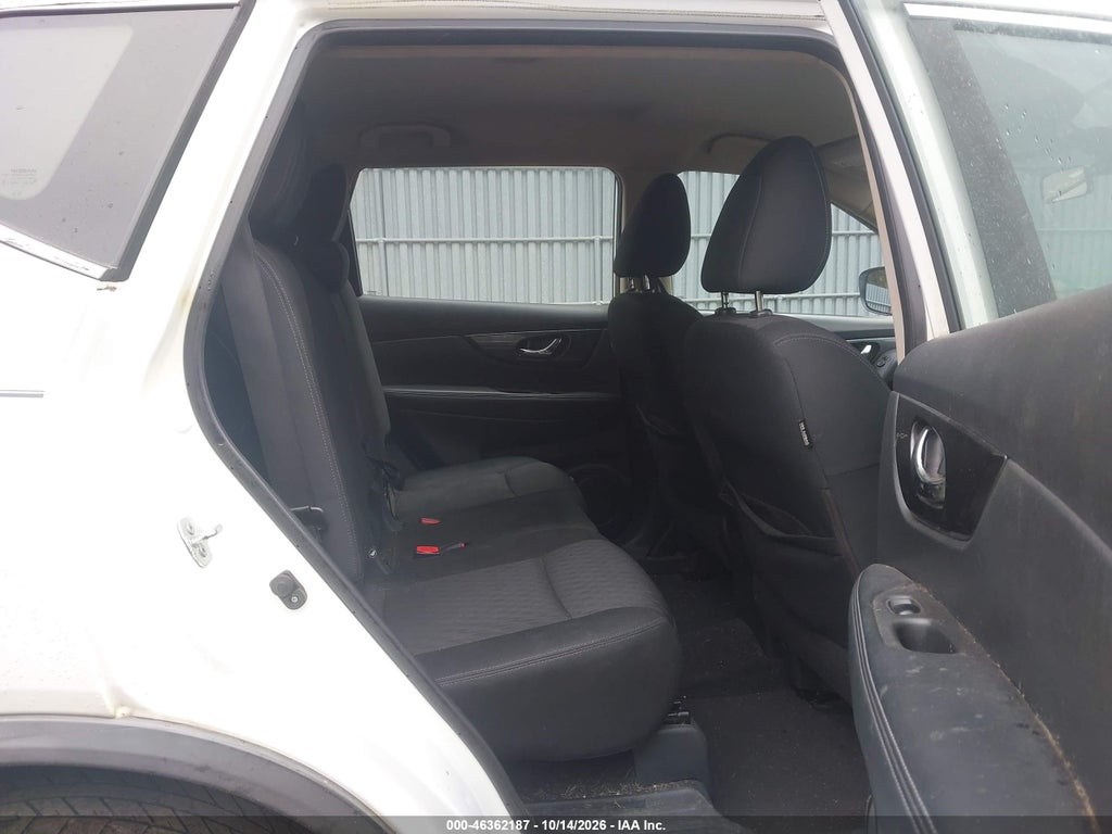 2018 Nissan Rogue S photo 8