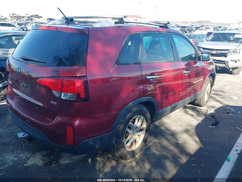 2014 Kia Sorento LX V6 photo 4