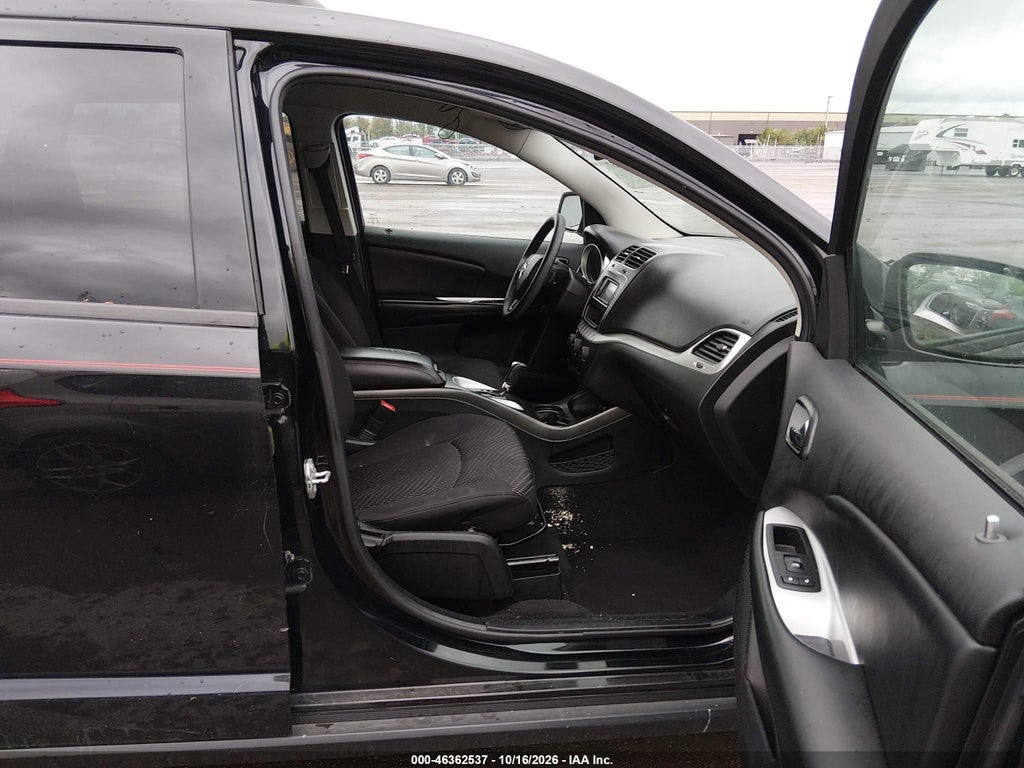 2015 Dodge Journey SXT photo 5