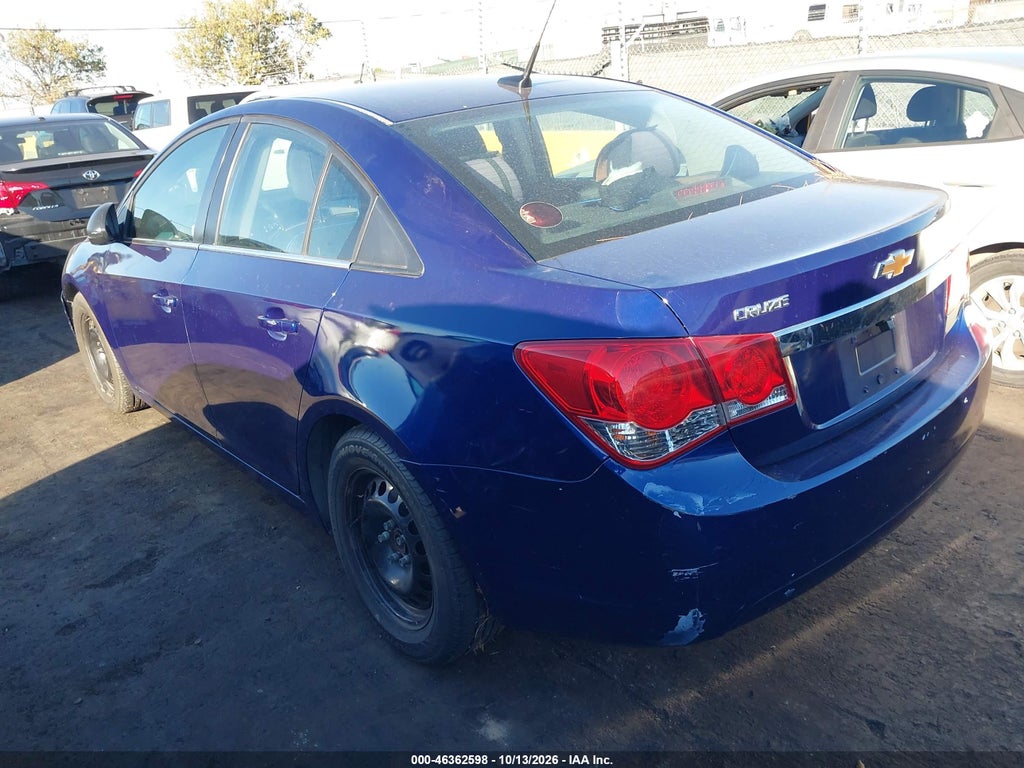 2012 Chevrolet Cruze LS photo 3