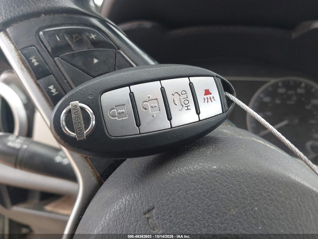 2021 Nissan Versa SV Xtronic CVT photo 11
