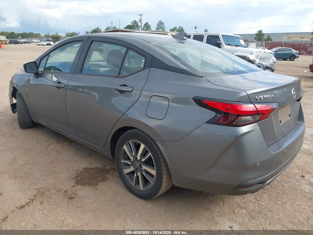 2021 Nissan Versa SV Xtronic CVT photo 3